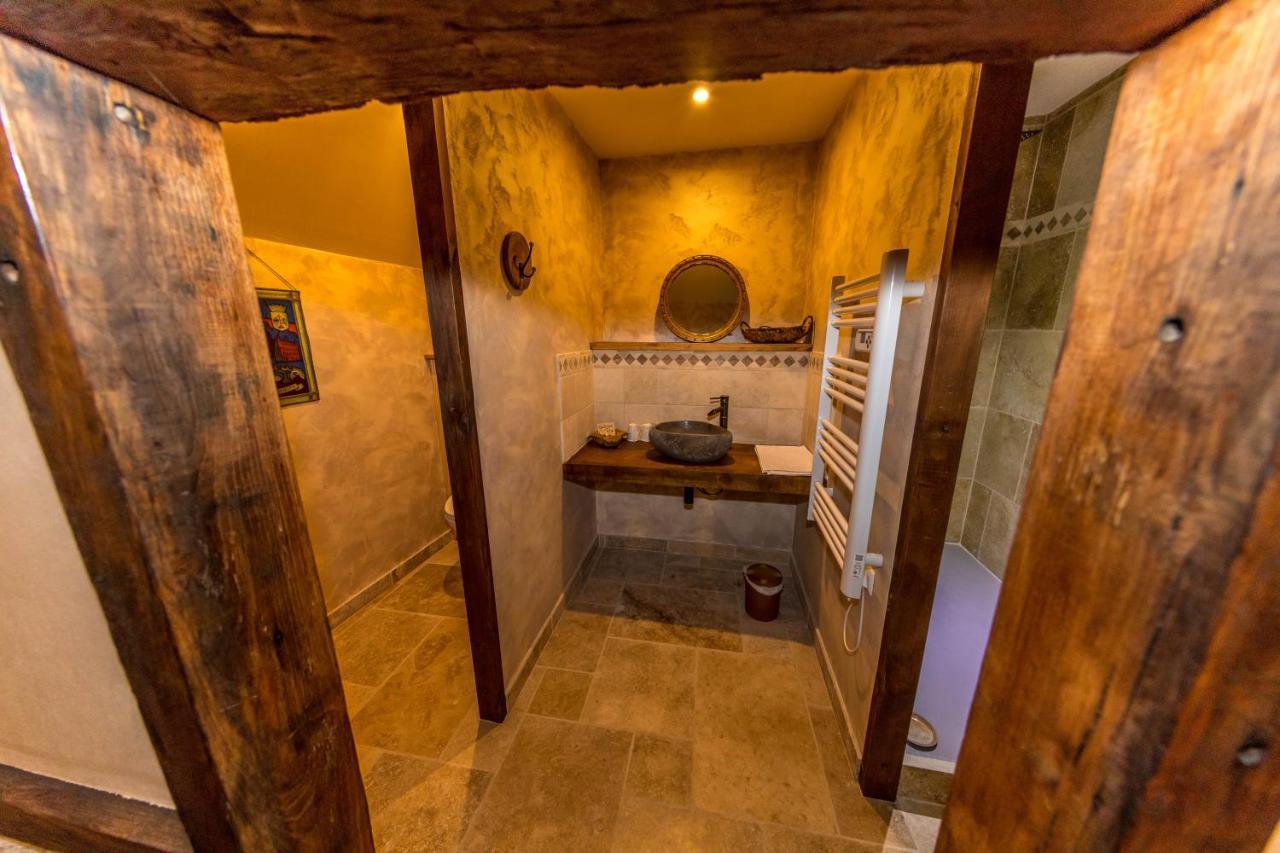 Hotel Domaine De La Ferte Clairbois à Sainte-Suzanne  Extérieur photo